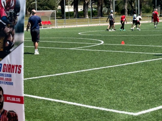 El Ayuntamiento destina dos millones de euros a la renovación del polideportivo de Natzaret desde 2023