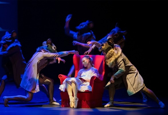 El ballet 'El Cascanueces' inaugura con su magia la Navidad en el Teatro Circo de Murcia