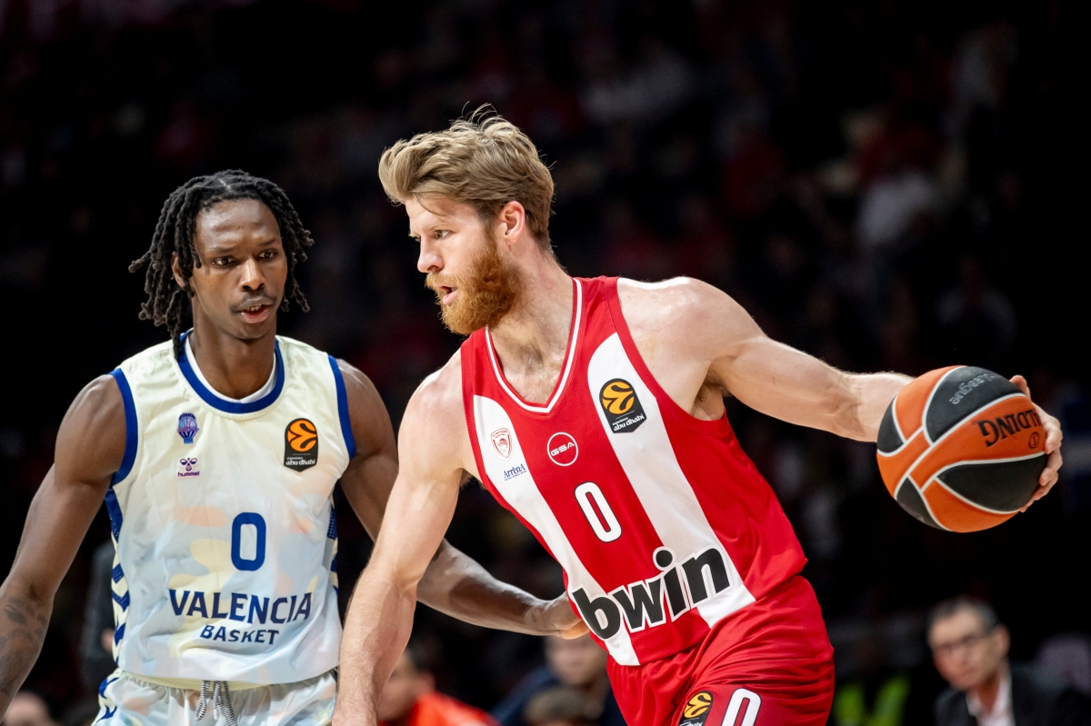 Valencia Basket vuelve a reinar en Grecia con una demostración de carácter