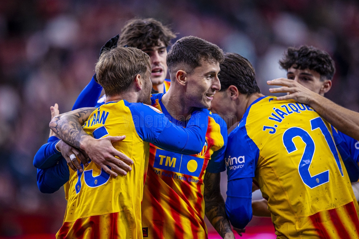 Las notas del Sporting de Gijón 0-2 Valencia CF: Raba y Beltrán cogen confianza 