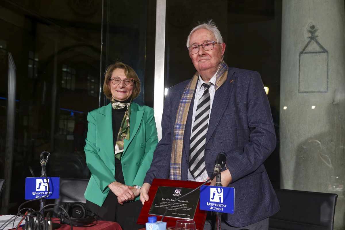 El periodista José M. Arquimbau, nomenat president honorífic del programa de l'antic alumnat de l'UJI