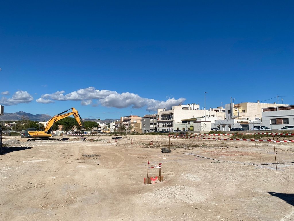 Aedas Homes sigue poniendo grúas en el nuevo barrio de San Agustín en Alicante