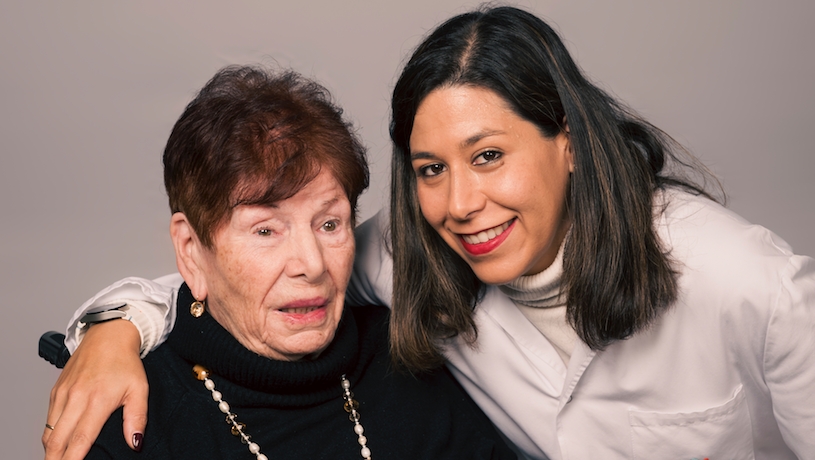 Un calendario solidario para dar visibilidad al alzhéimer y a las familias que conviven con la enfermedad