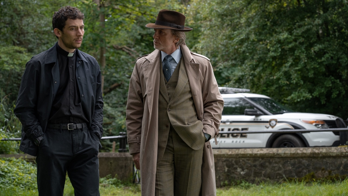 Josh Oconnor interpreta al parroco nuevo acusado de asesinato. - Josh Oconnor interpreta al parroco nuevo acusado de asesinato.