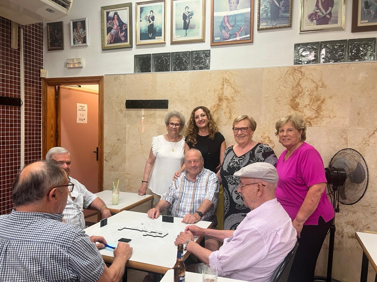 Zeneta estrena centro de mayores: así es la reforma que renueva la peluquería y la cocina del centro social