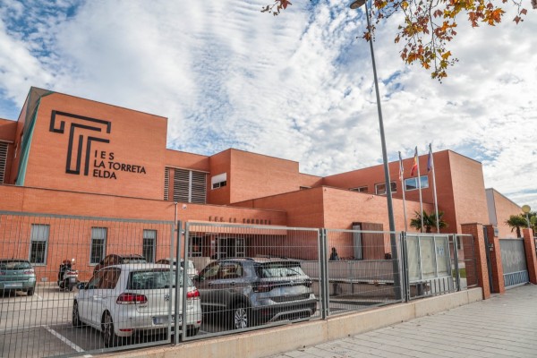 Elda licita por casi un millón de euros la ampliación y reforma del IES La Torreta dentro del Plan Edificant
