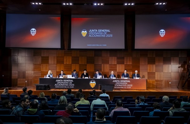 Las claves de la Junta General de Accionistas del Valencia CF