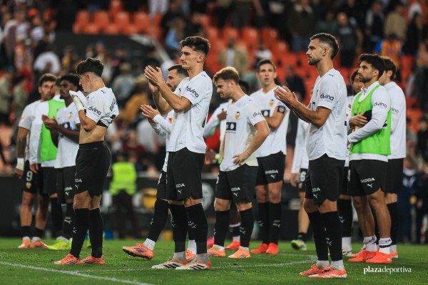 El Valencia CF busca esquivar unas Navidades en descenso