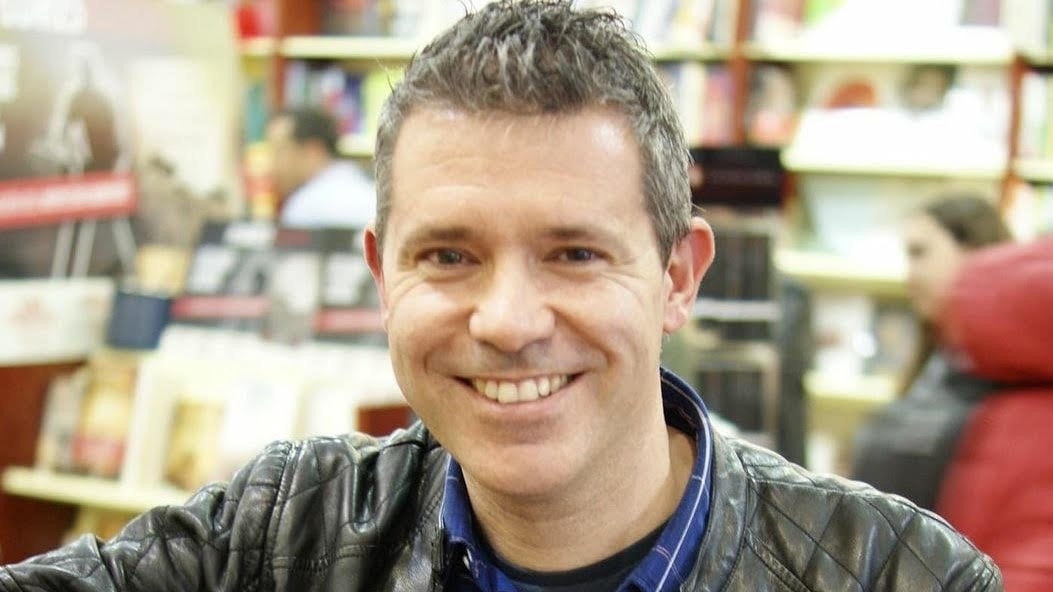 El vila-realense José Sanchis publica la novela de thriller juvenil 'Nowheretown'