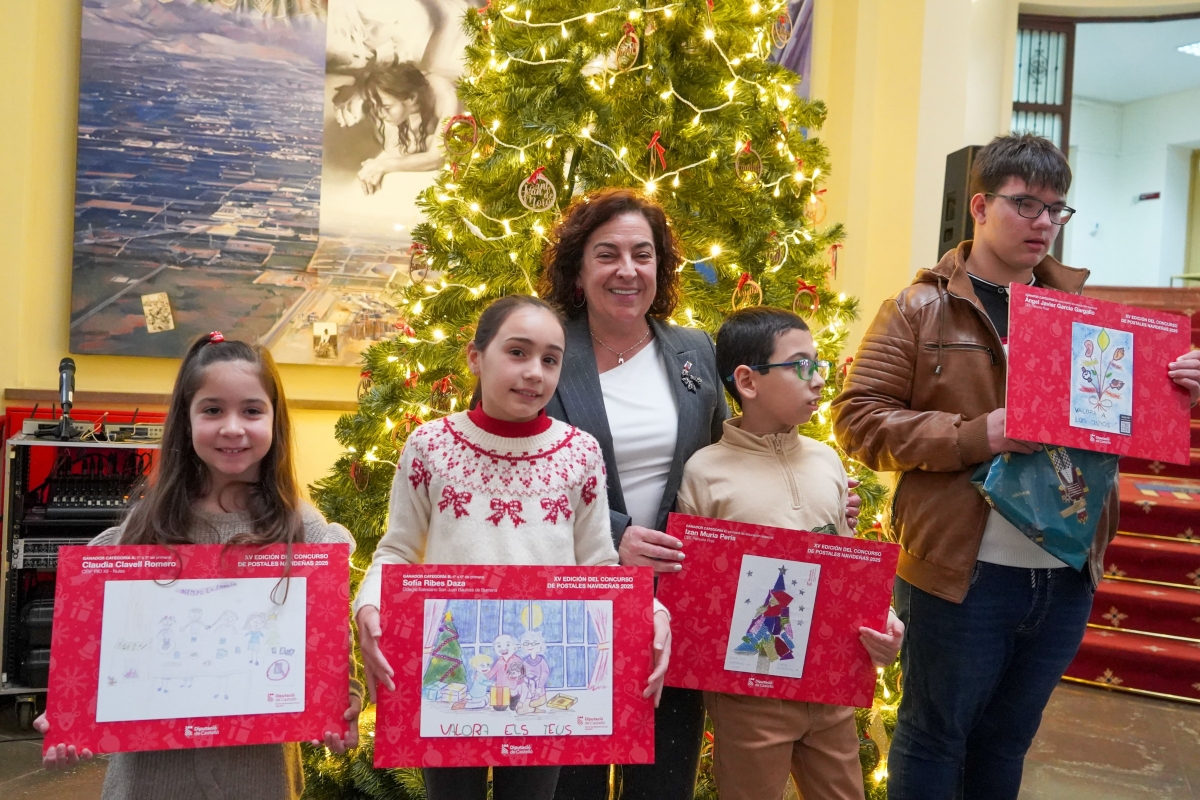 La Diputación de Castellón premia el talento creativo y navideño en el XV Concurso de Postales Navideñas  