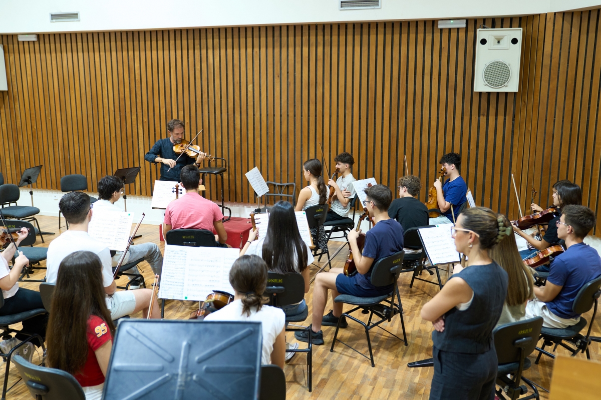 La Orquesta de Aspirantes de la Región, con músicos de entre 10 y 15 años, ofrece dos conciertos de Navidad gratuitos en Murcia y Aledo