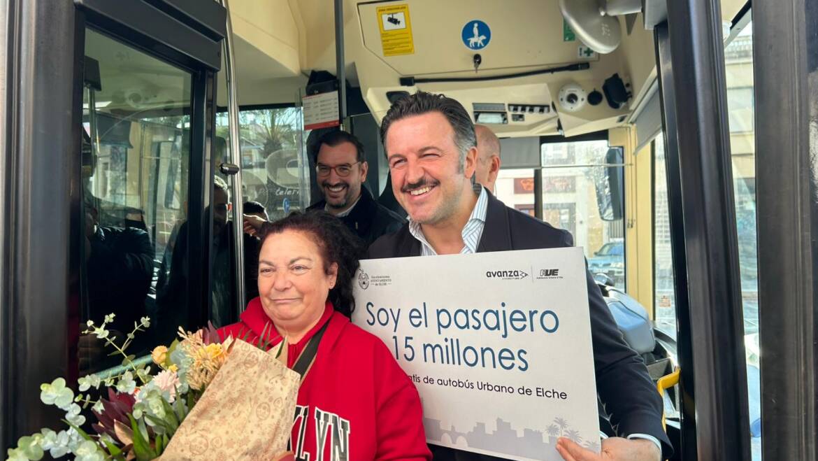 El servicio de autobús urbano de Elche alcanza los 15 millones de pasajeros