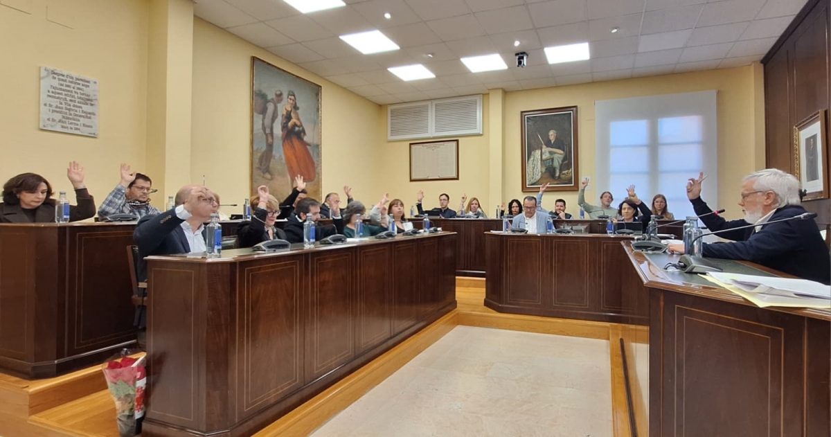 El Pleno de la Vila Joiosa cierra filas en defensa del sector pesquero, del que dependen 300 familias