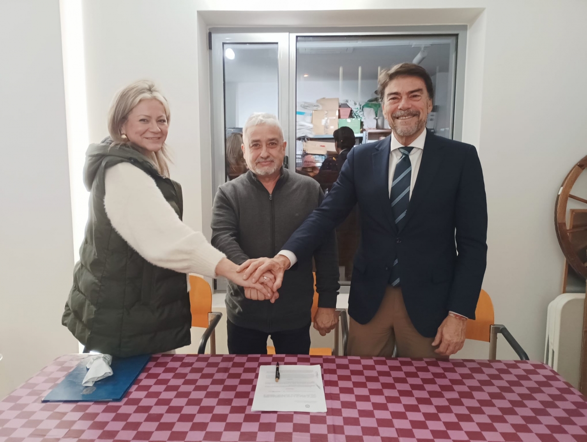 La finca Benisaudet de Alicante amplía sus usos: cesión de espacio para la hoguera del distrito