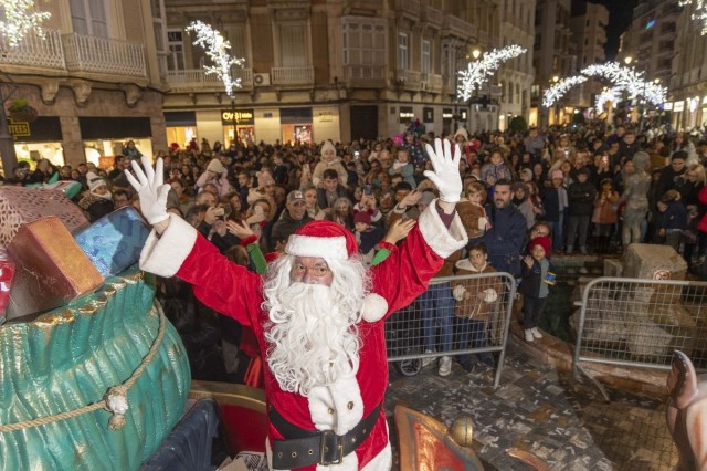 Papá Noel llega a Cartagena este domingo: desfile, talleres y conciertos para toda la familia