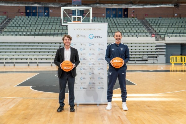 El UCAM CB busca el segundo puesto ante el Valencia Basket en un duelo de altura