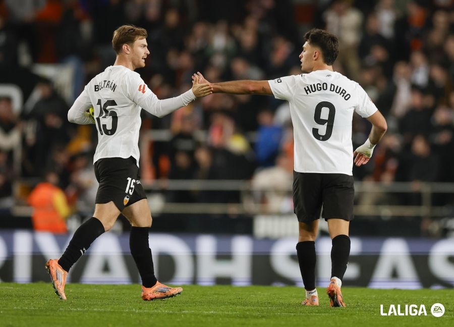 El balón parado vuelve a penalizar al Valencia CF con un empate