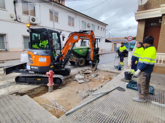 La pedanía murciana de Santa Cruz renueva su calle Mayor con mejoras de accesibilidad peatonal