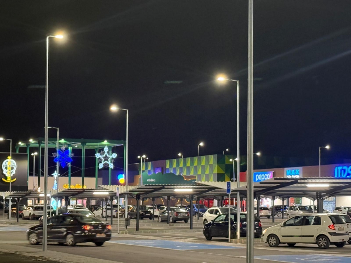  - Foto: CENTRO COMERCIAL LOS OLIVOS