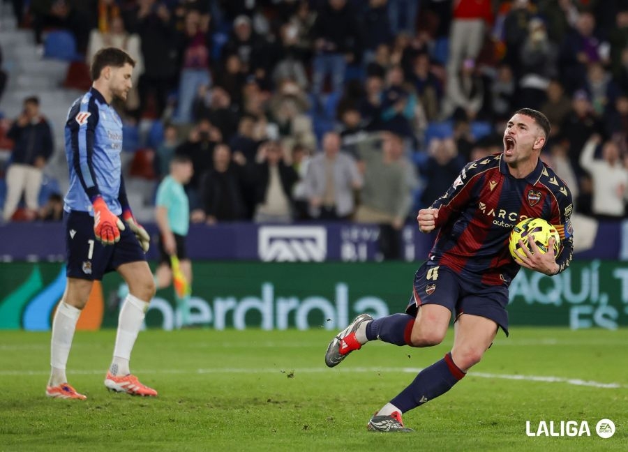 Las notas de Plazadeportiva: Un punto no es suficiente