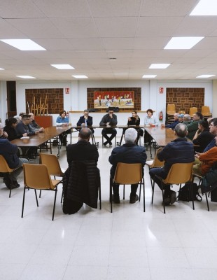 El PSOE se reúne con colectivos de El Raal, El Esparragal, Llano de Brujas y Orilla del Azarbe para tratar el 