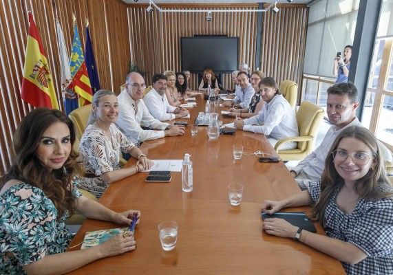 Alicante activa 21 millones para inversiones, aspira a movilizar otros 6 y encara su nuevo presupuesto