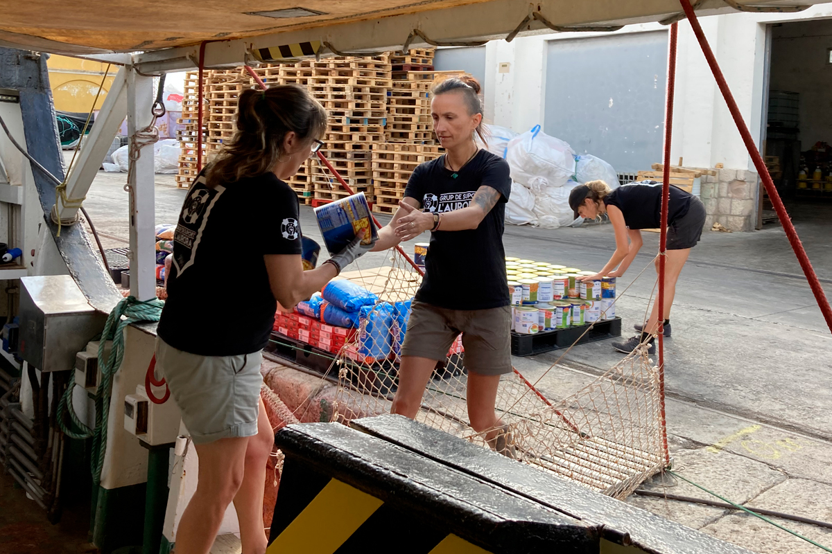 L'Aurora Grup de Suport estudia sacar sus barcos de rescate de la Comunitat tras el cobro de las tasas 