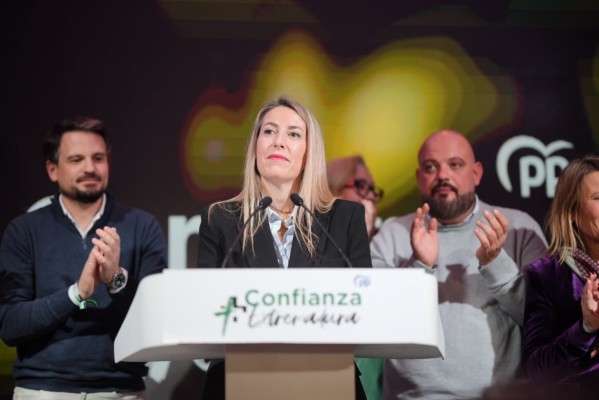 El PP gana en Extremadura pero seguirá dependiendo de Vox
