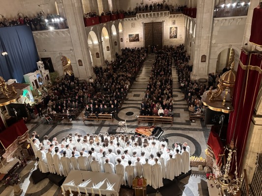 Los cantores del Misteri d'Elx abren las puertas de la Navidad