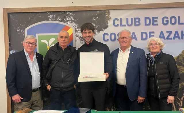 El Club de Golf Costa Azahar nombra socio de honor al castellonense Josele Ballester, formado en la entidad
