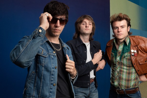 Howlin’ Jaws presentan su transición del rockabilly al garage-psych en la sala 16 Toneladas