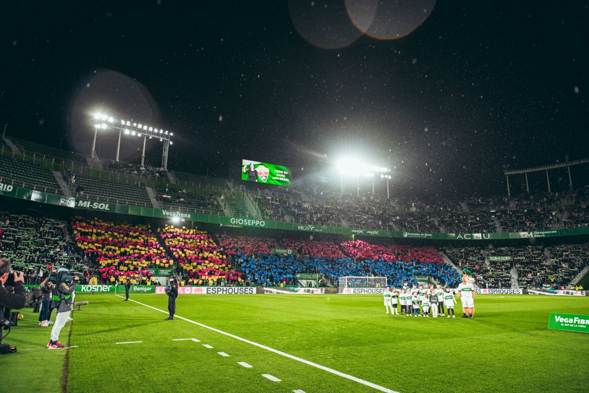 El Elche CF convierte el Martínez Valero en un fortín
