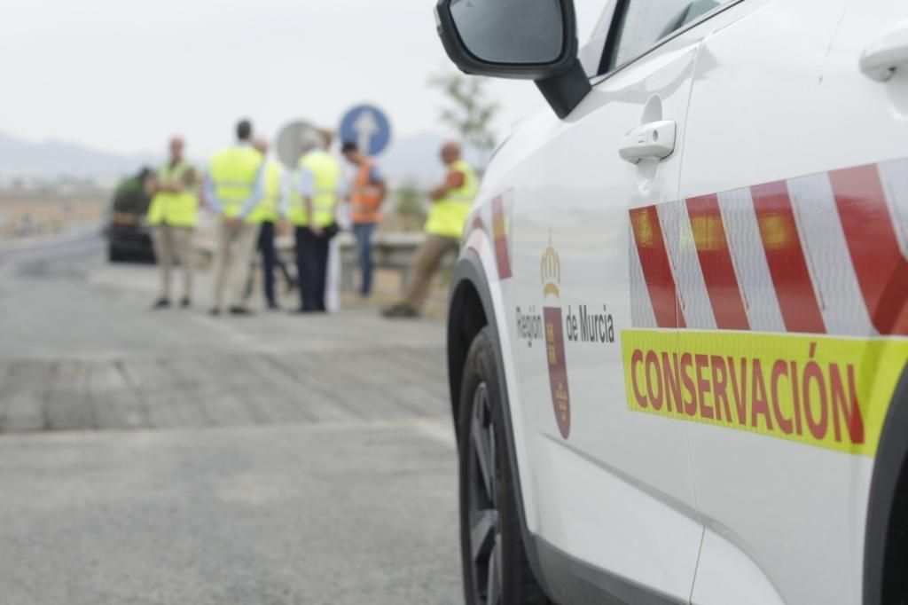 Fomento licita dos contratos por 32,5 millones para el cuidado de 74 carreteras de la Región de Murcia