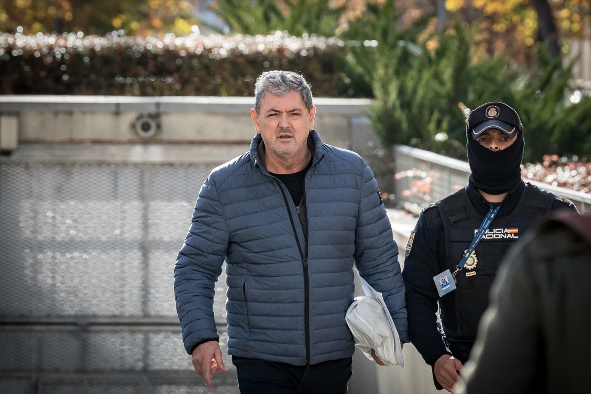 La Audiencia Nacional bloquea cuentas bancarias de Leire Díez, el expresidente de la SEPI y el socio de Cerdán