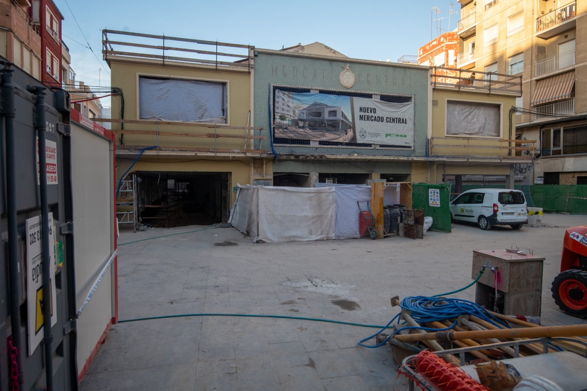 Los trabajos de retirada de fibrocemento del Mercado Central de Elche comenzarán en enero