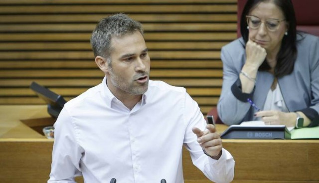 Compromís insta al Gobierno de Mazón a dar explicaciones sobre los recortes de profesorado y la cobertura de vacantes