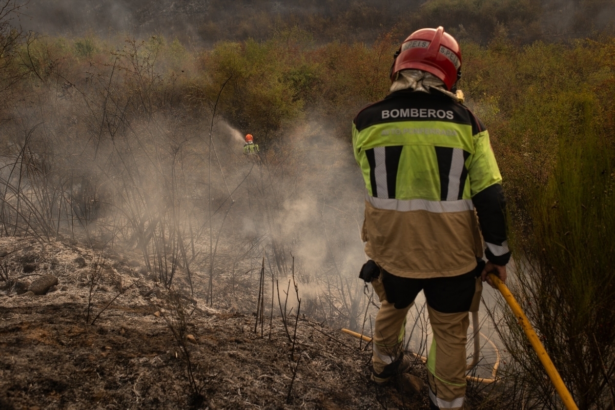 El Gobierno aprueba una cotización adicional para que agentes y bomberos forestales puedan anticipar su jubilación