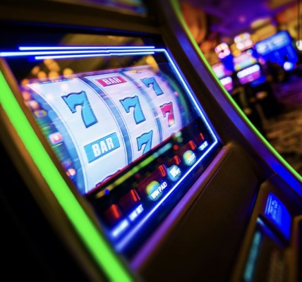 La murciana Orenes avanza en Cataluña y compra un parque de 850 máquinas recreativas en locales de hostelería de Barcelona y Tarragona