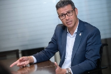 El PSOE expulsa del partido al alcalde de Almussafes, Toni González