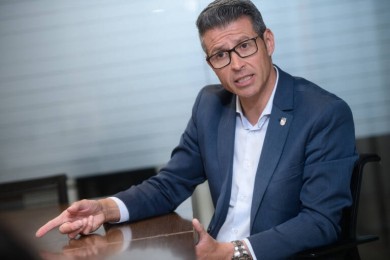 El alcalde de Almussafes, gran ausente del cónclave de Ford
