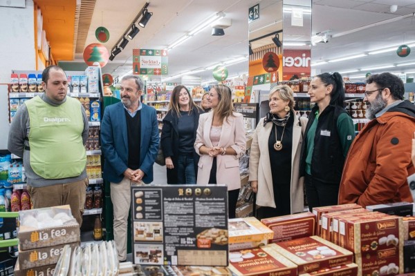 Castelló y Cocemfe logran la inserción laboral de dos personas discapacitadas tras su formación 'a la carta'