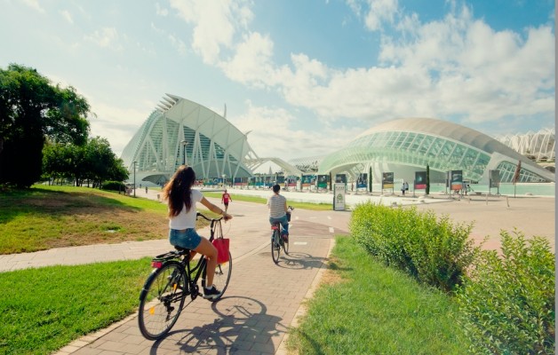 València impulsa la renaturalización urbana con la entrega de los pilotos de biodiversidad