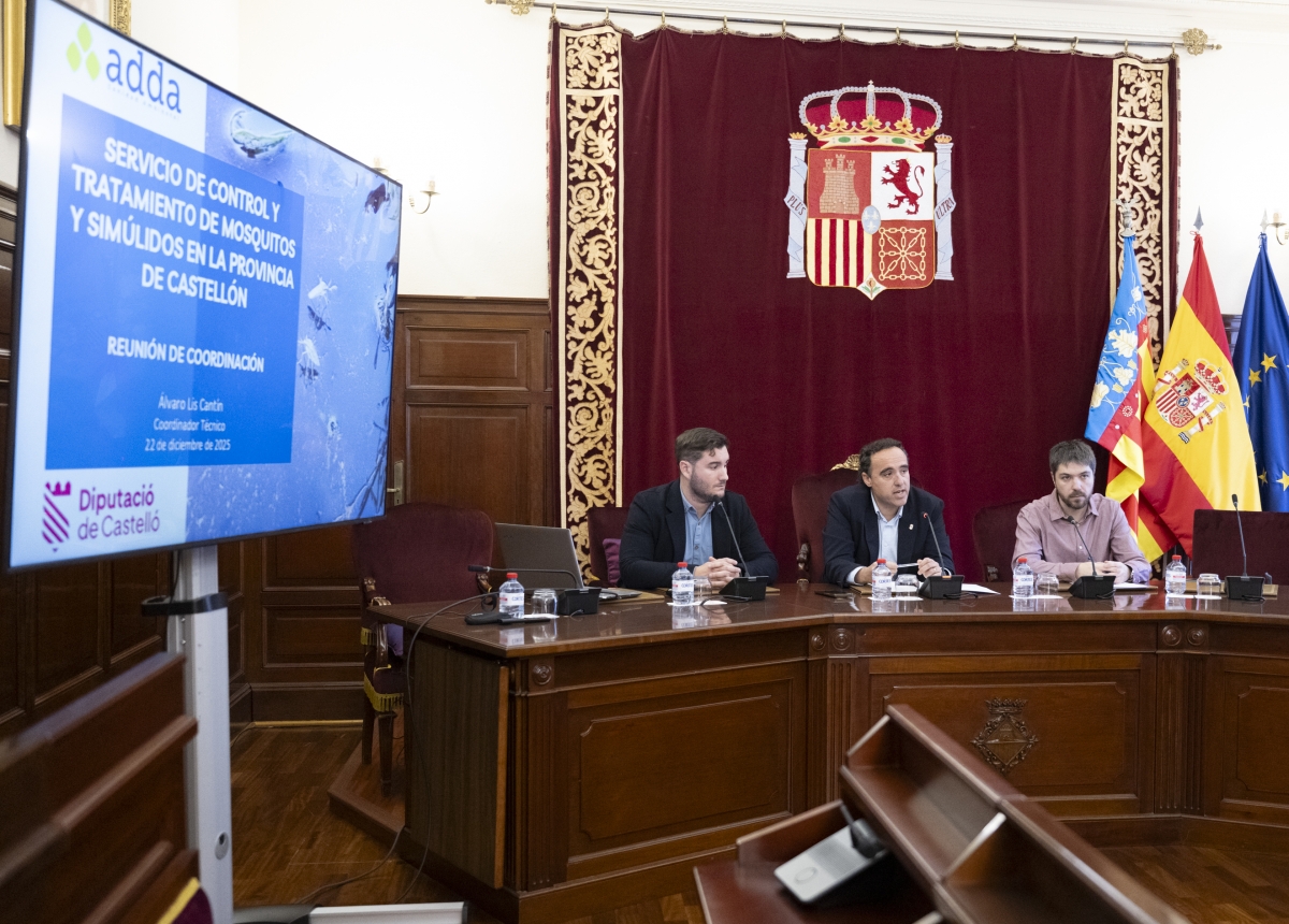 Más de 1.000 jornadas o actuaciones aéreas: la Diputación hace balance del control de mosquitos en 2025