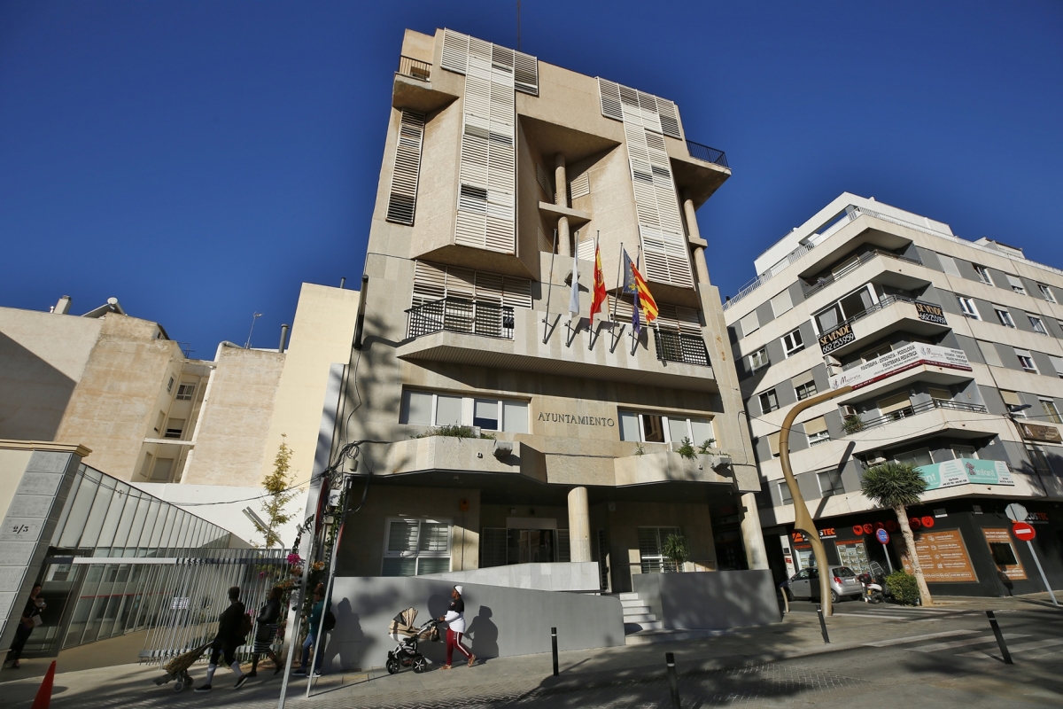 Torrevieja impulsa el estudio de su futura Ciudad Administrativa junto a la Universidad Politécnica de Madrid