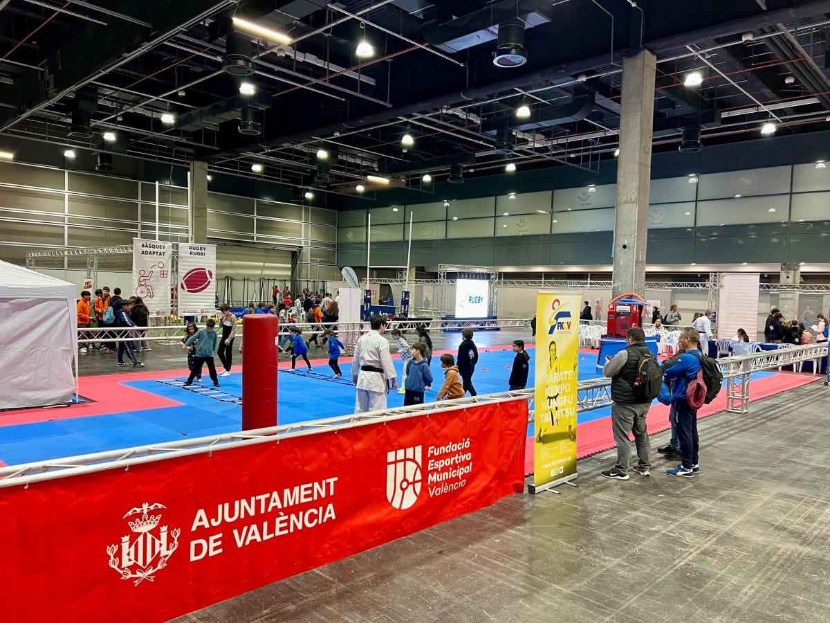 La Fundación Deportiva Municipal participa en la 42 edición de Expojove con actividades para promocionar el deporte