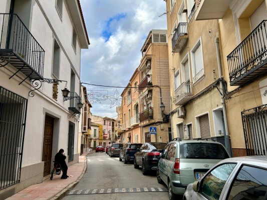 Blanca renovará la red de saneamiento de la calle Anguillara Sabazia y avenida del  Puente