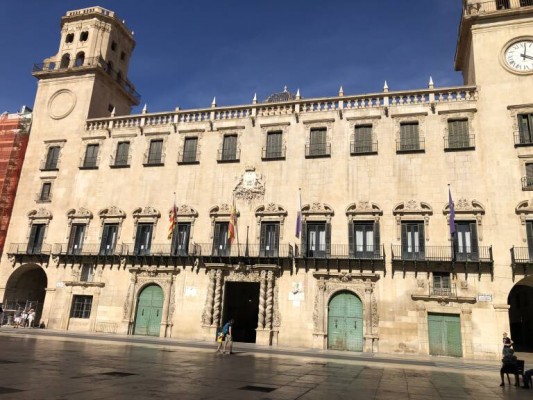 Un juzgado condena al Ayuntamiento de Alicante por cerrar el correo electrónico del sindicato SEP