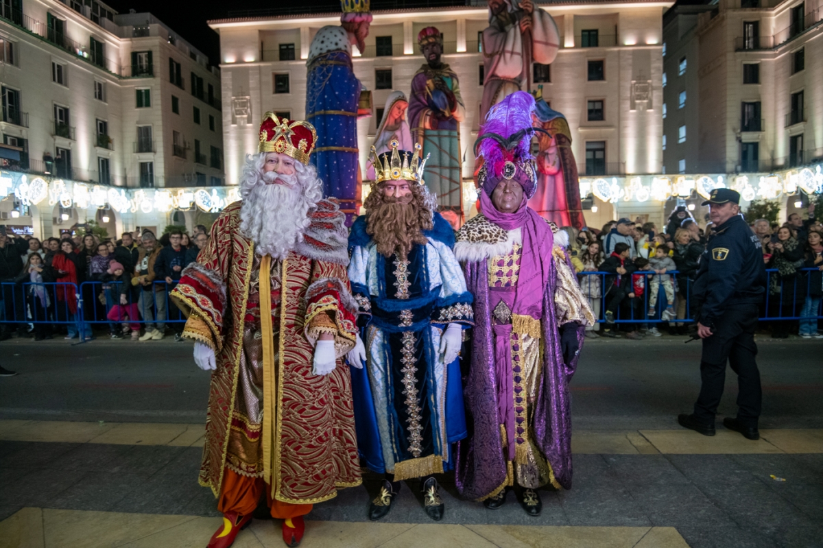 Furor por ver la Cabalgata de Reyes en Alicante: agotada la venta de entradas 'on line' en 45 minutos
