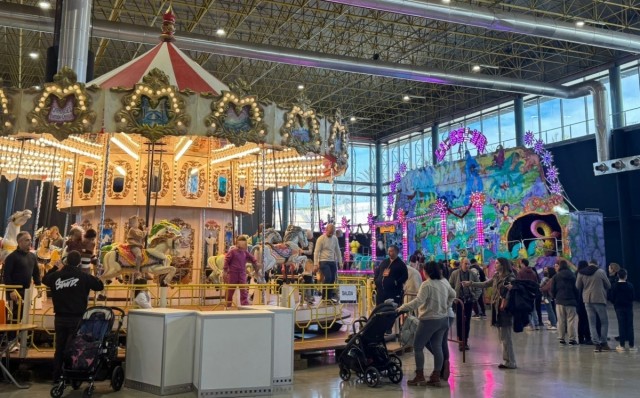 Exponadal abre en Fira Alacant con atracciones, talleres y manualidades para los más pequeños