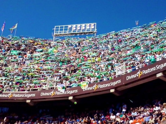 El Valencia CF pone 700 entradas a disposición de los aficionados del Elche CF de cara al derbi del 10 de enero